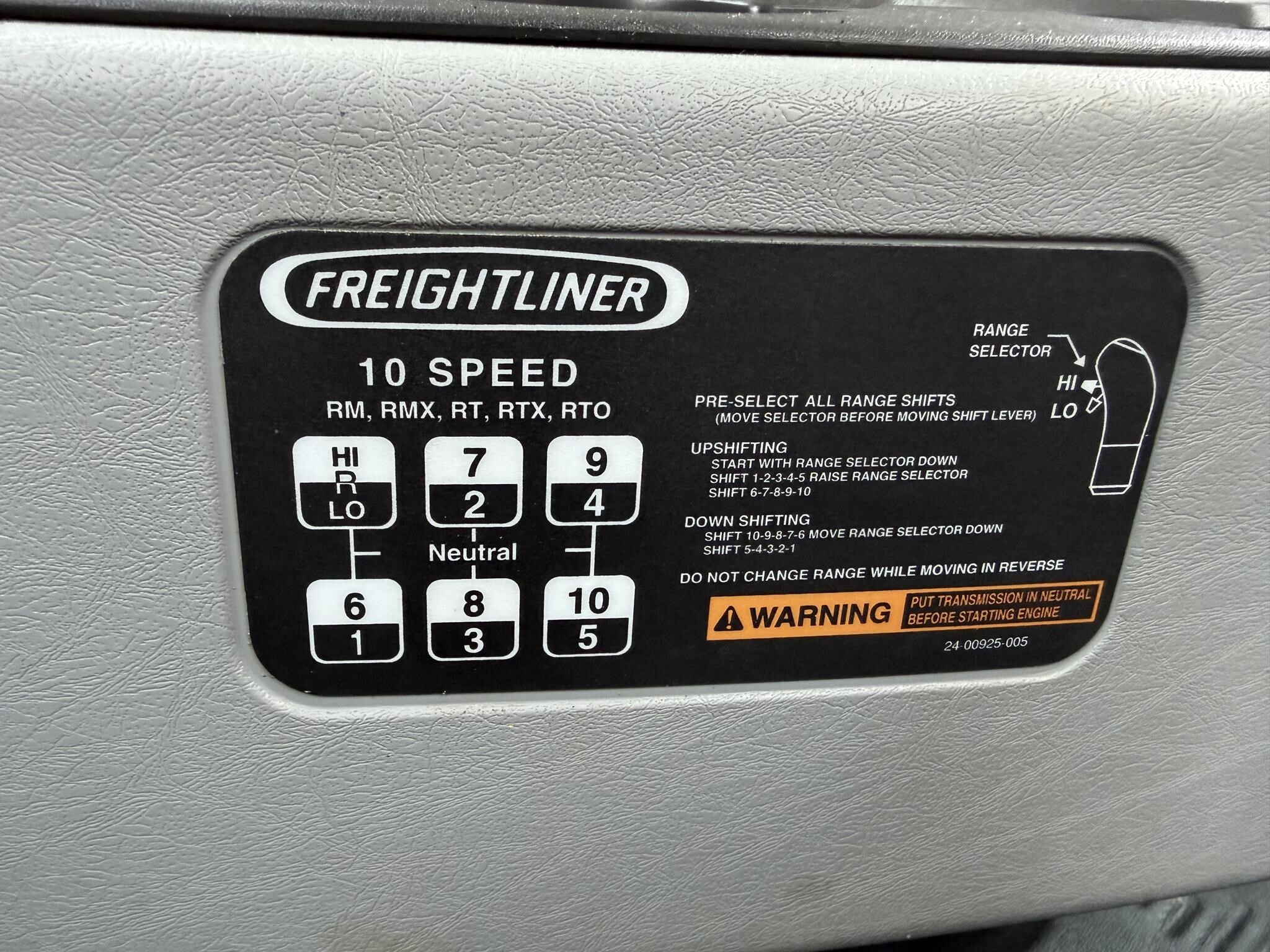 2012 Freightliner CORONADO 114