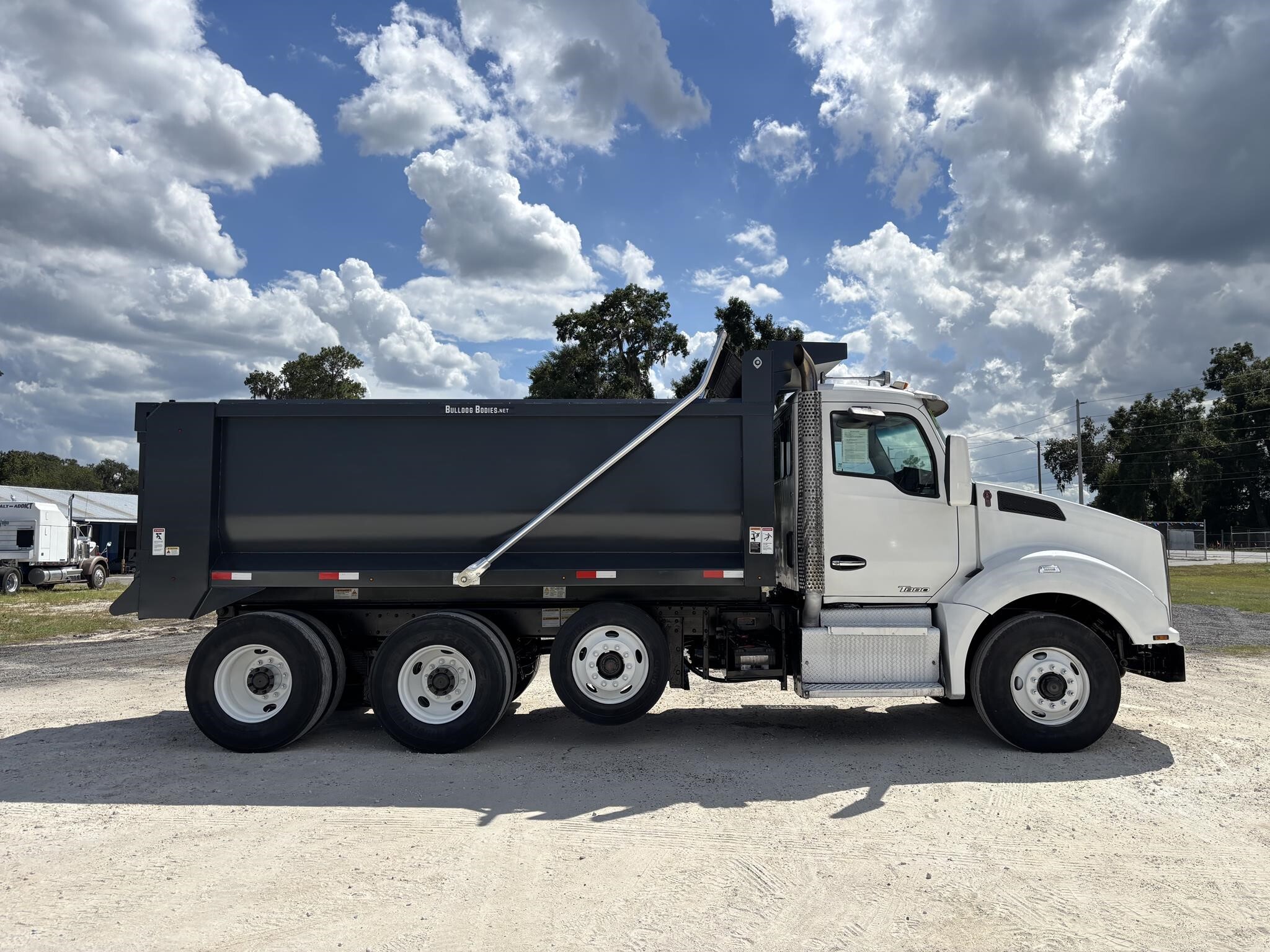 2015 Kenworth T880
