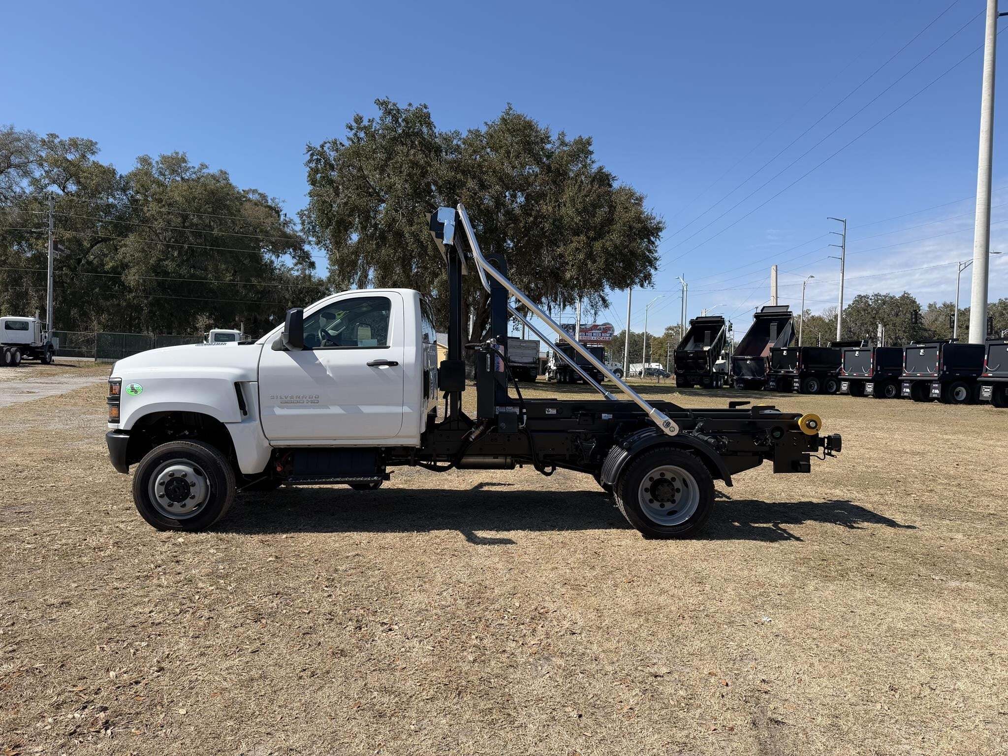 2023 Chevrolet SILVERADO 5500HD