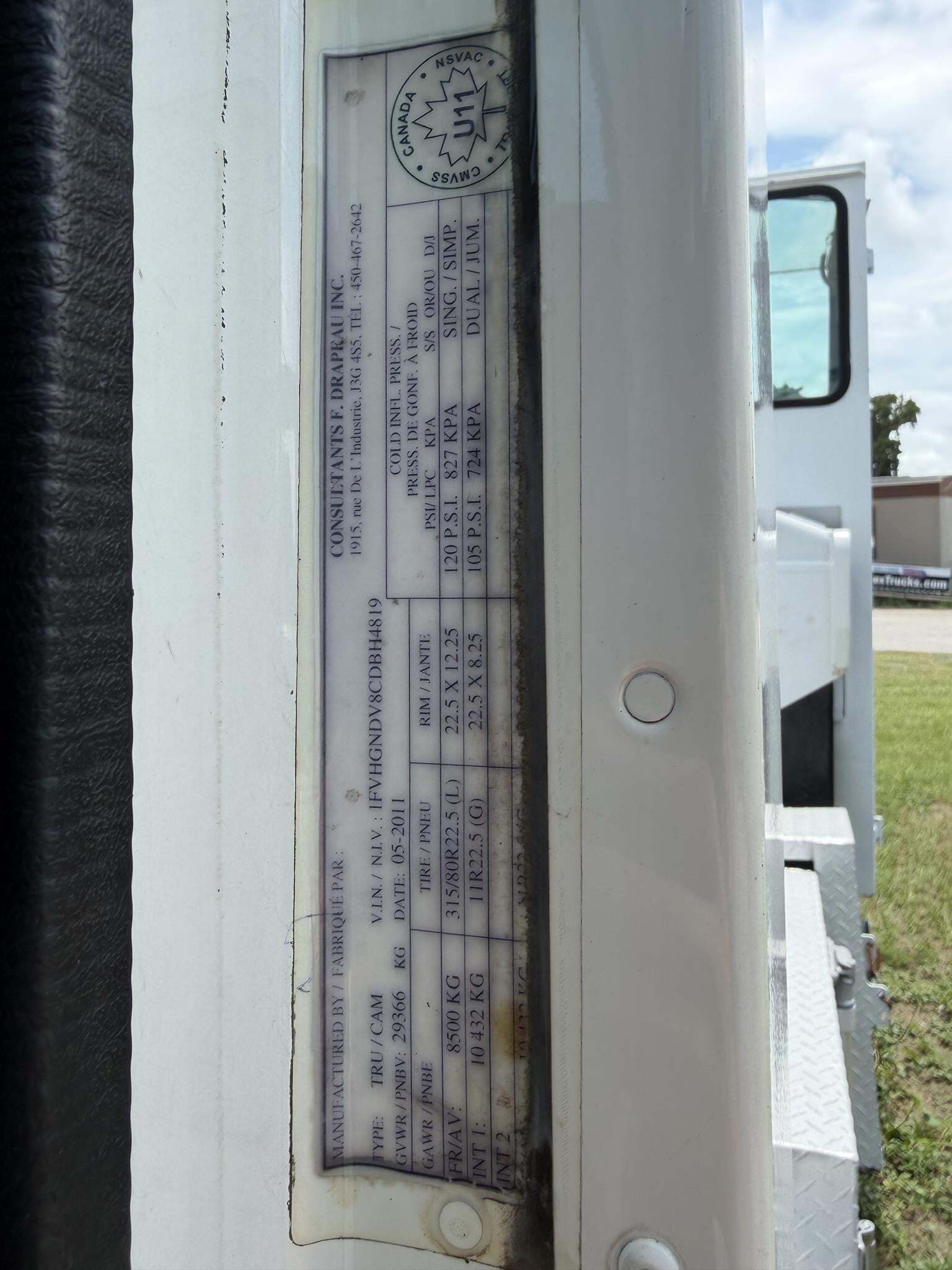 2012 Freightliner COLUMBIA