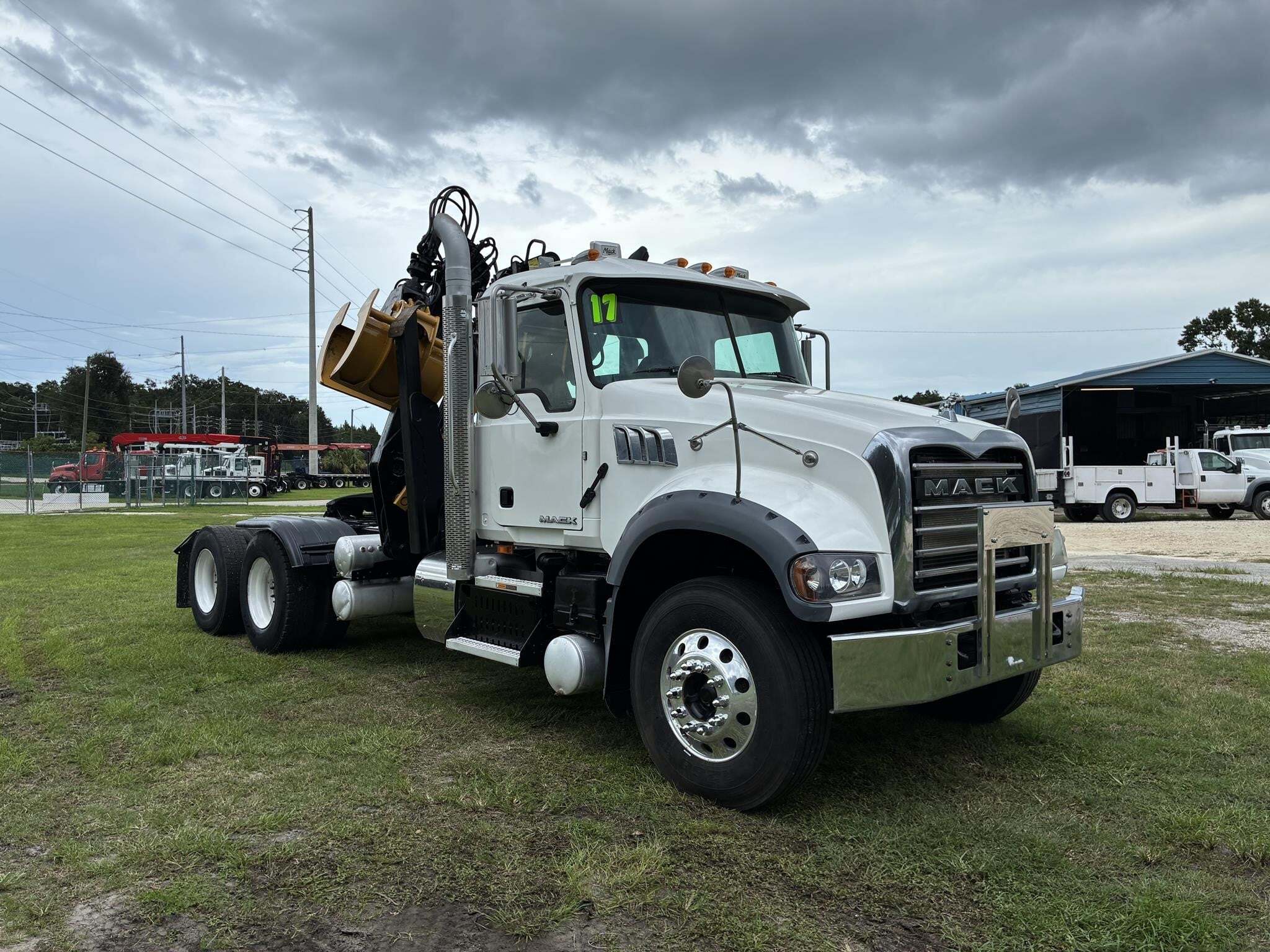 2017 Mack GRANITE GU713