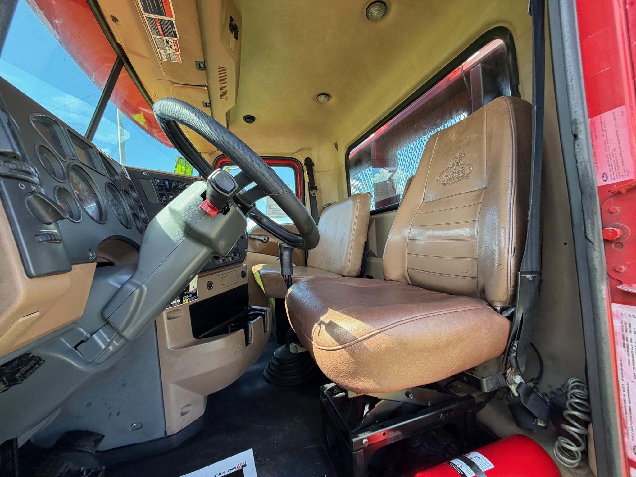 2014 Mack GRANITE GU813