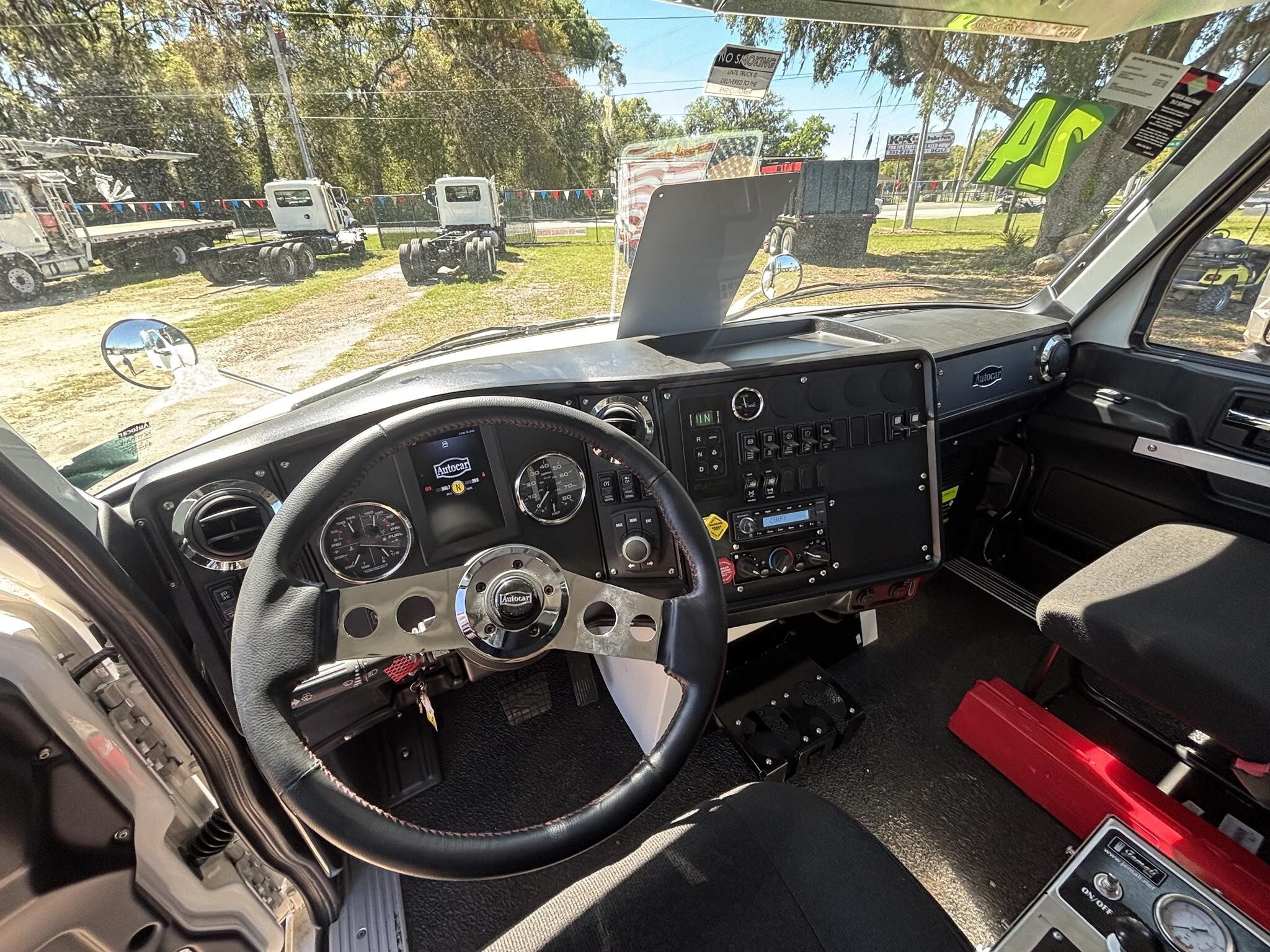 2024 Autocar DC64
