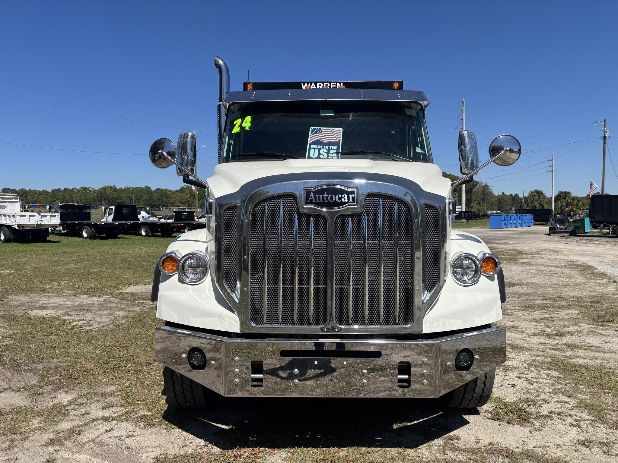 2024 Autocar DC64