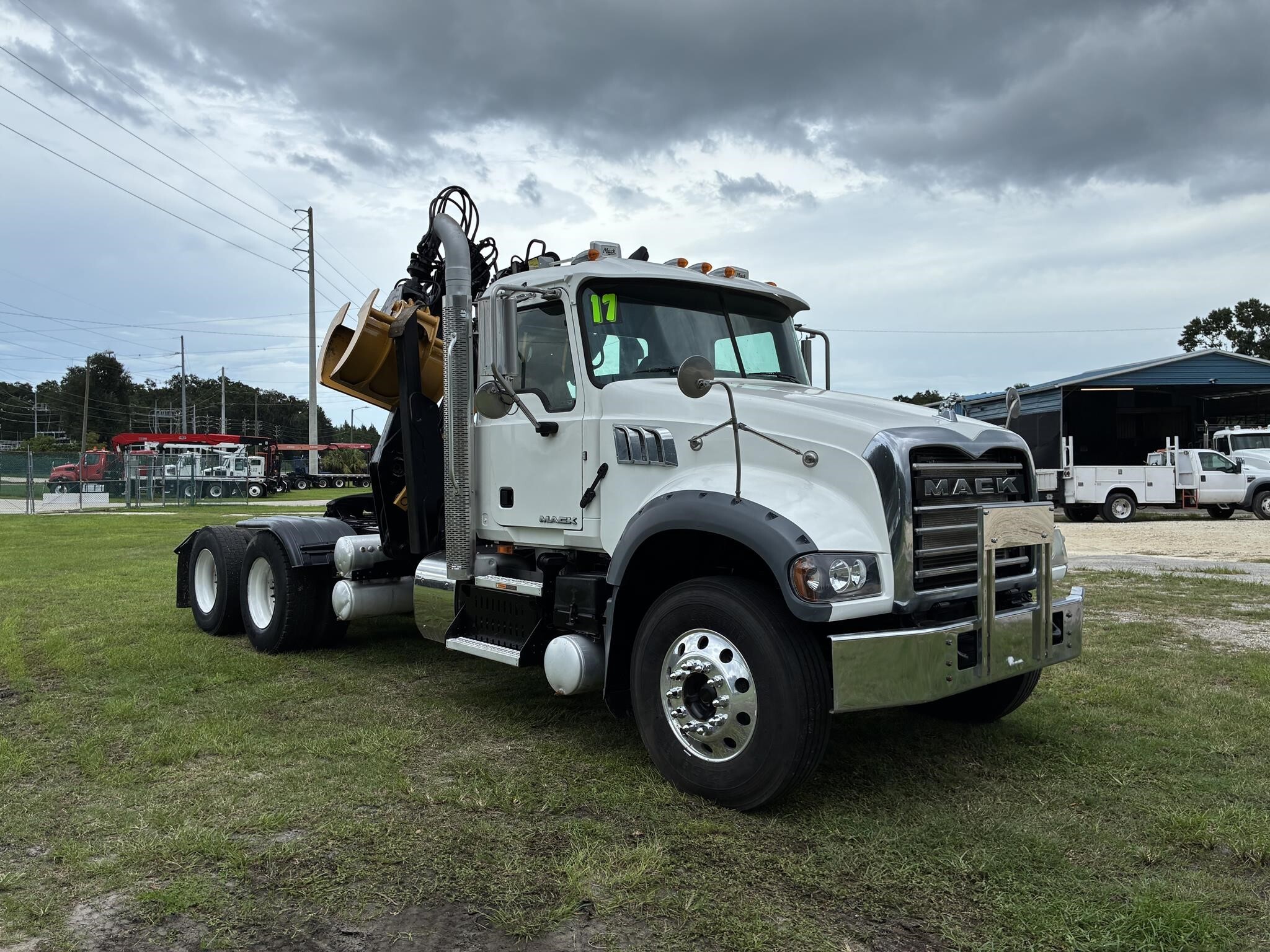 2017 Mack GRANITE GU713