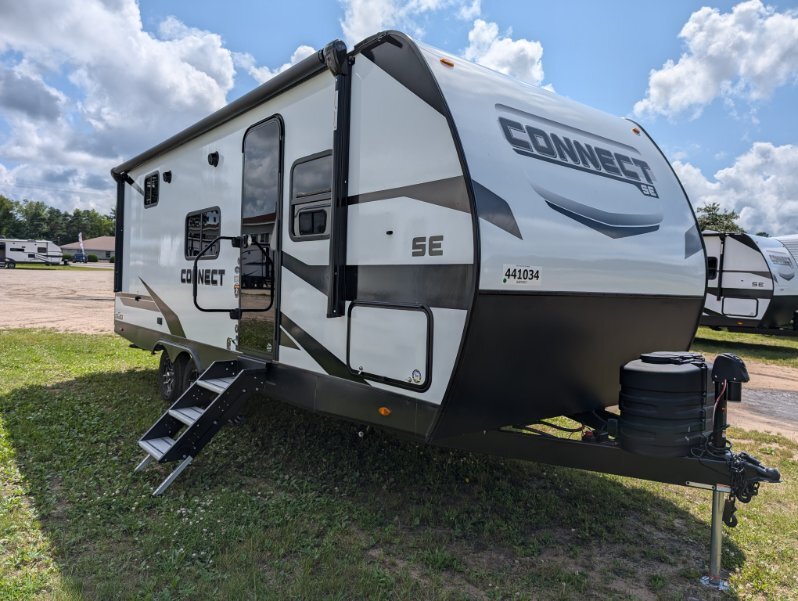 New 2025 K-Z CONNECT SE 211 MKSE in Cadillac, MI