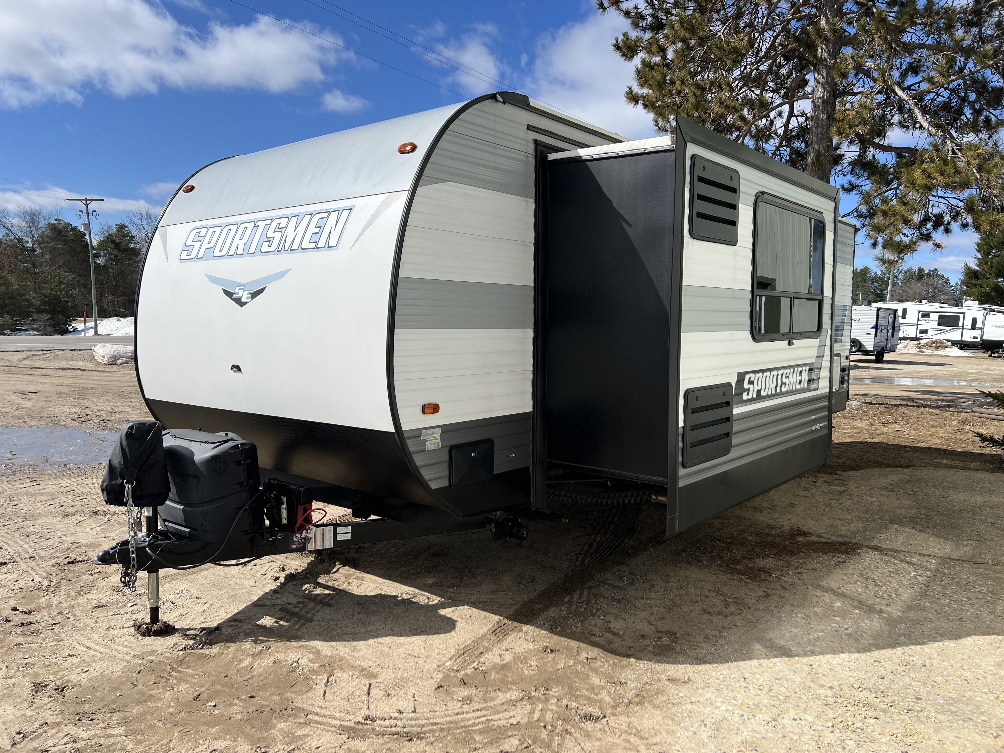 Used 2022 K-Z SPORTSMEN SE 231FKKSE in Cadillac, MI