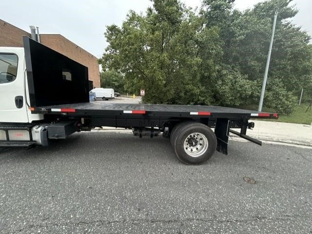 2019 Freightliner BUSINESS CLASS M2 106