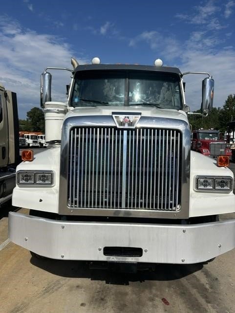 2018 Western Star 4900