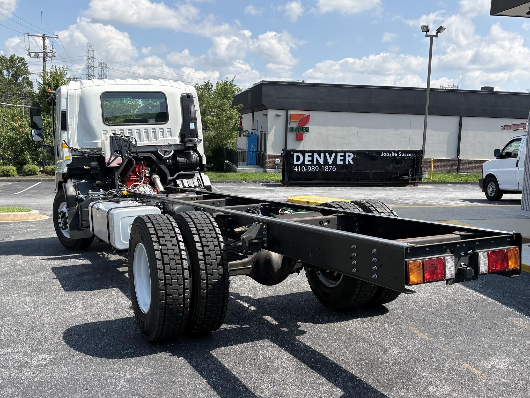 2025 Isuzu FTR