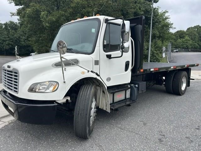 Photo of a 2019 Freightliner BUSINESS CLASS M2 106