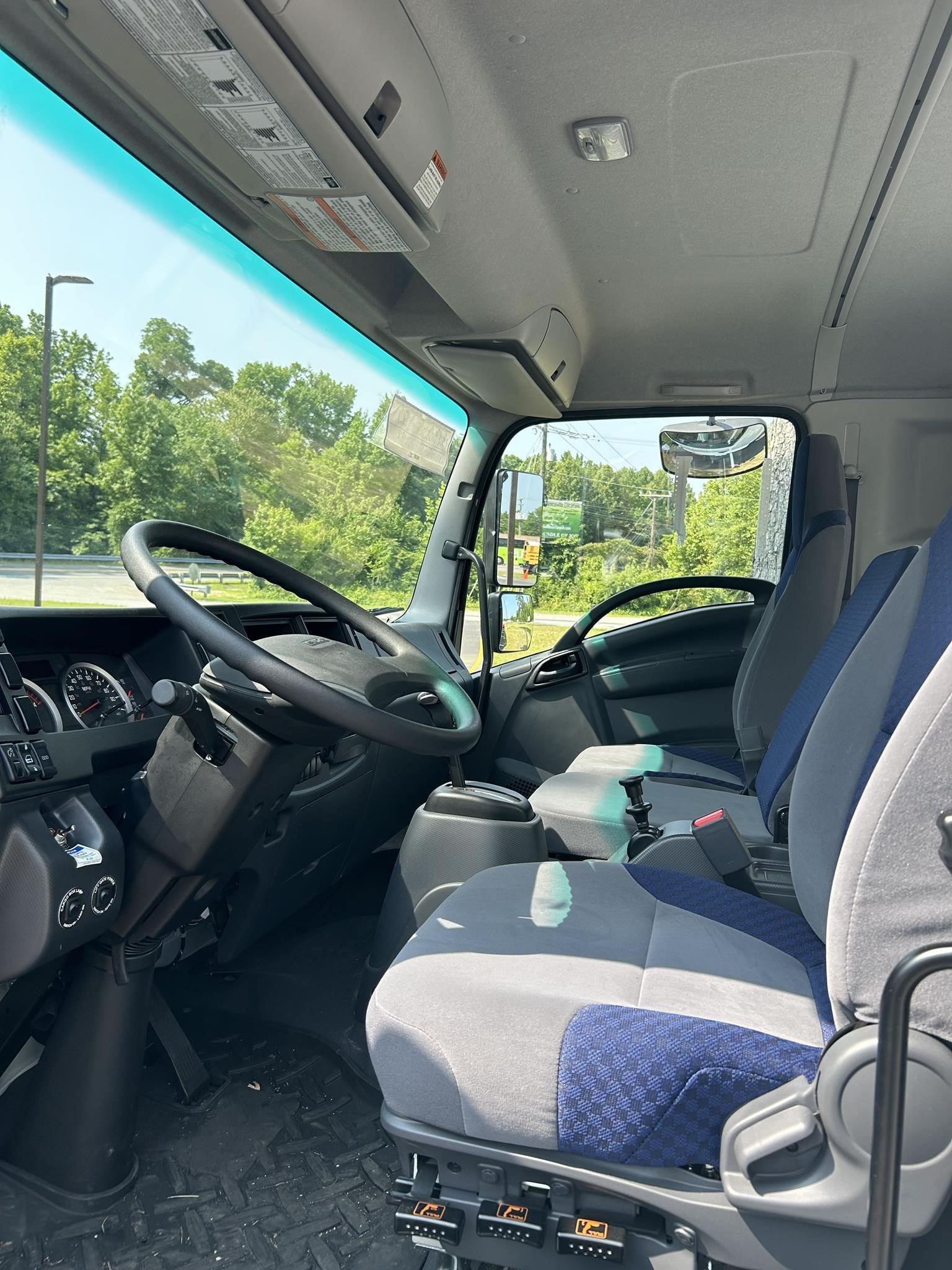 2025 Isuzu FTR