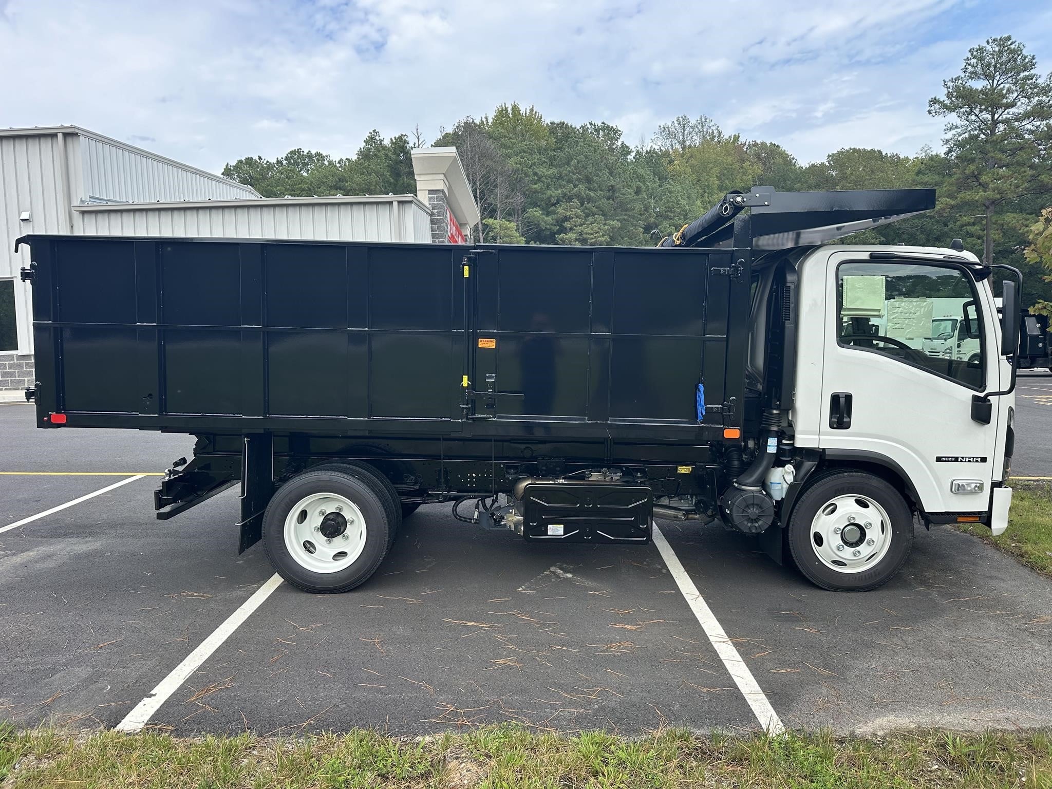 2026 Isuzu NRR