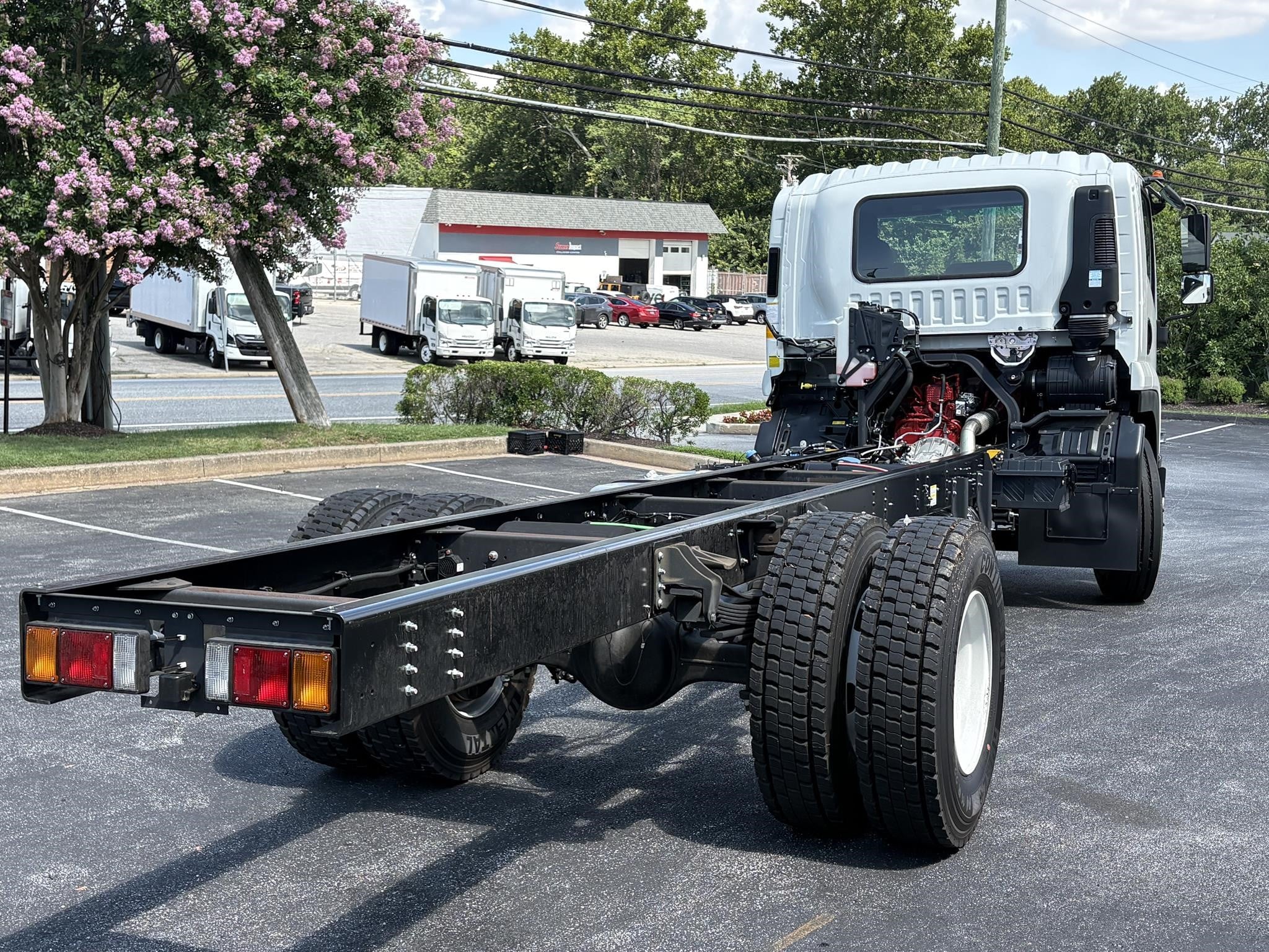 2025 Isuzu FTR