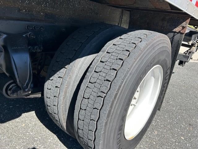 2019 Freightliner Business Class M2 106