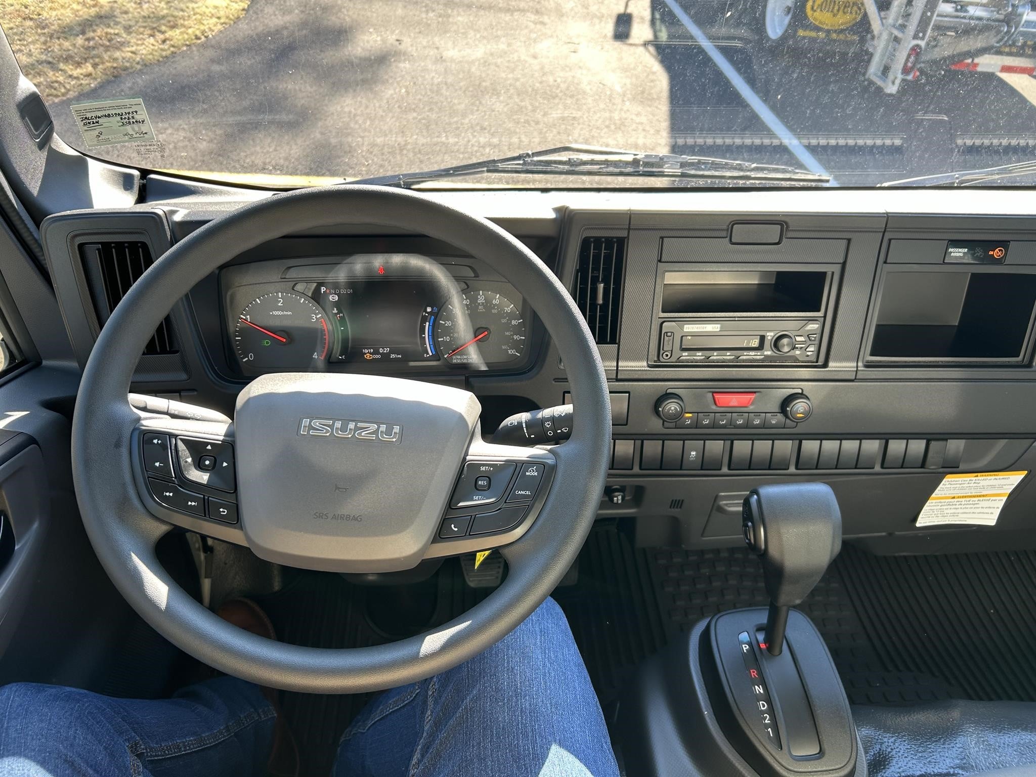 2025 Isuzu NPR HD