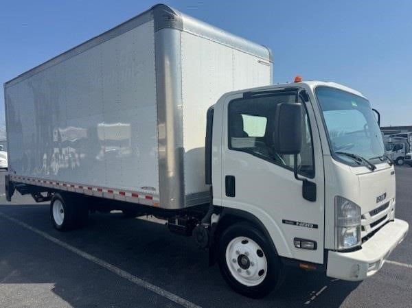 2022 Isuzu NRR