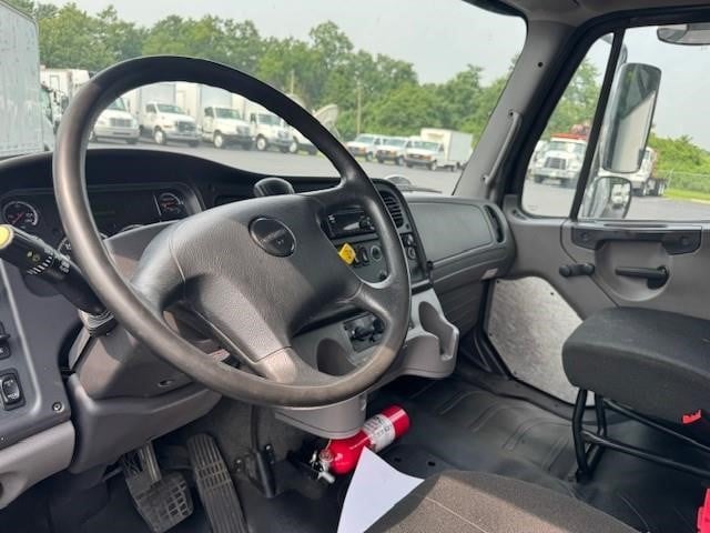 2019 Freightliner Business Class M2 106