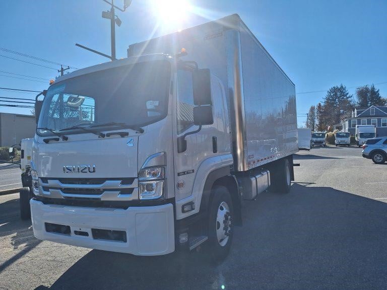 2025 Isuzu FTR