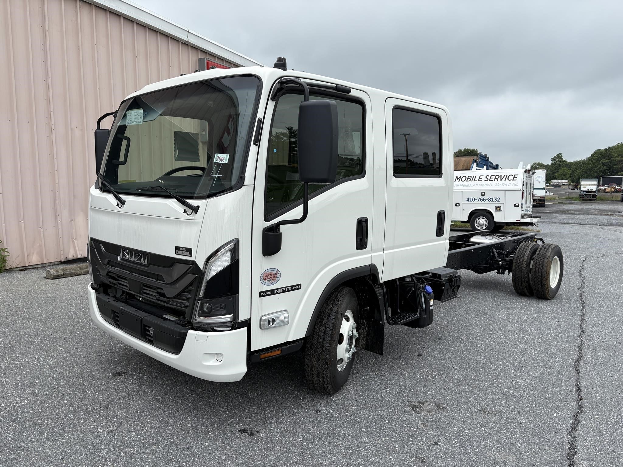2026 Isuzu NPR HD