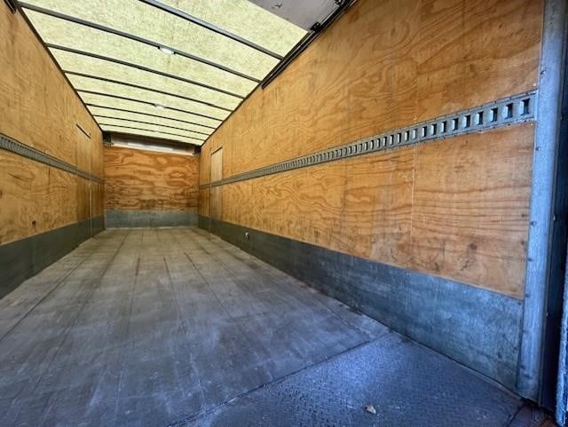 2019 Freightliner Business Class M2 106