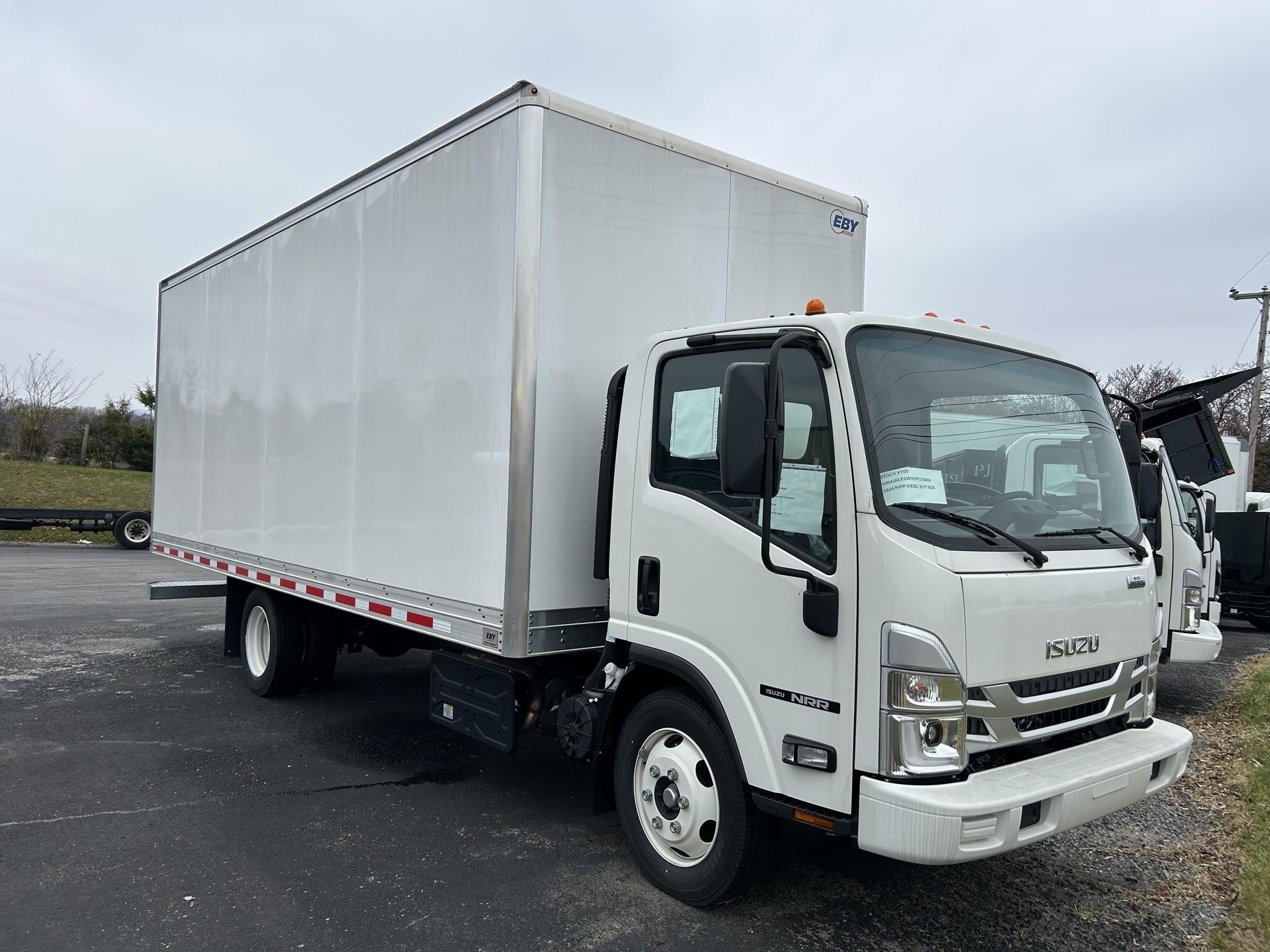 Photo of a 2024 Isuzu NRR