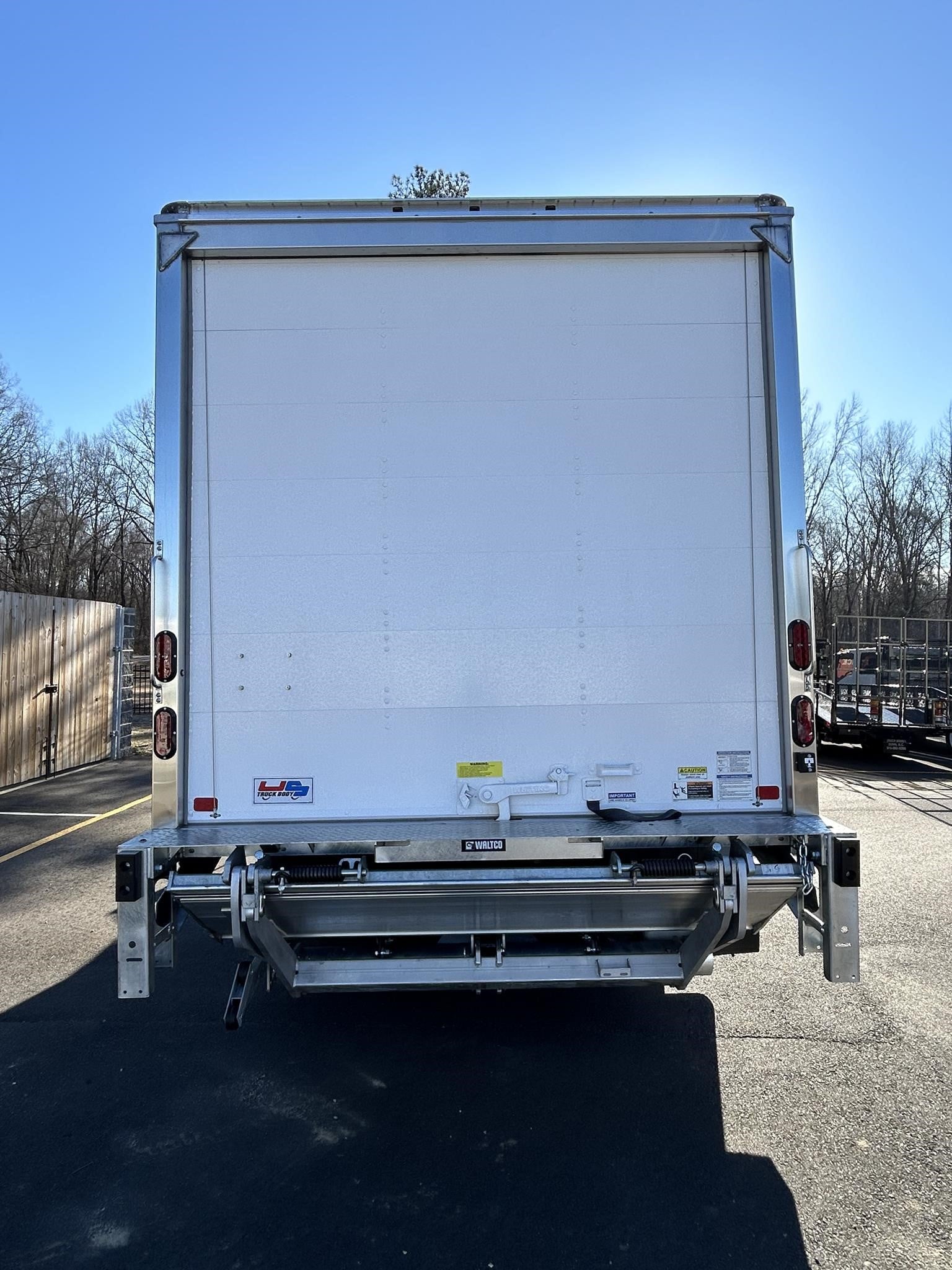 2025 Isuzu NPR HD