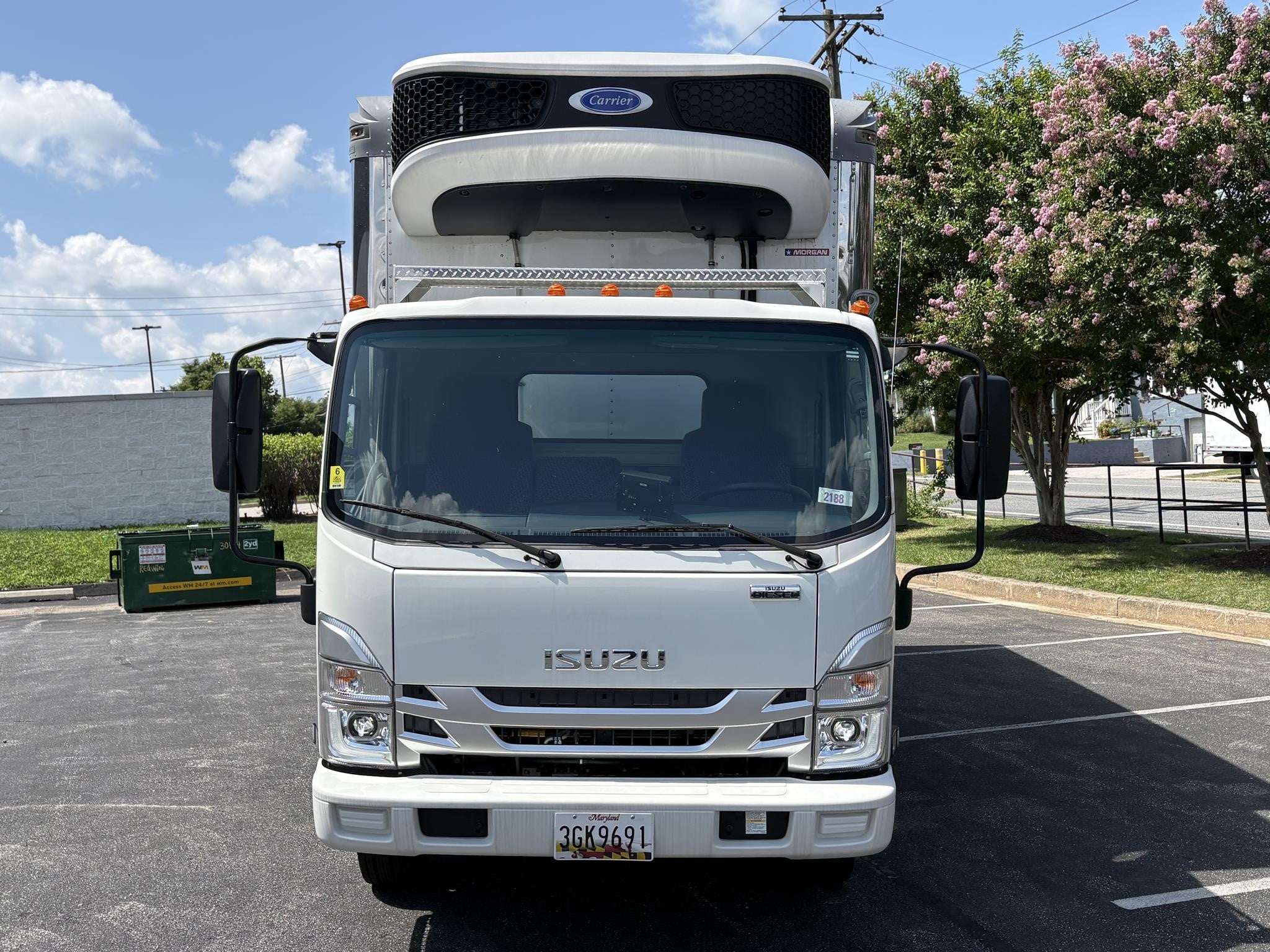 2024 Isuzu nrr
