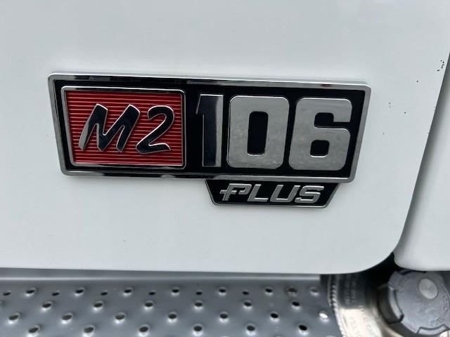 2027 Freightliner BUSINESS CLASS M2 106 PLUS