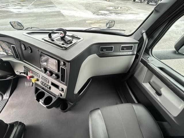 2027 Freightliner Cascadia 126