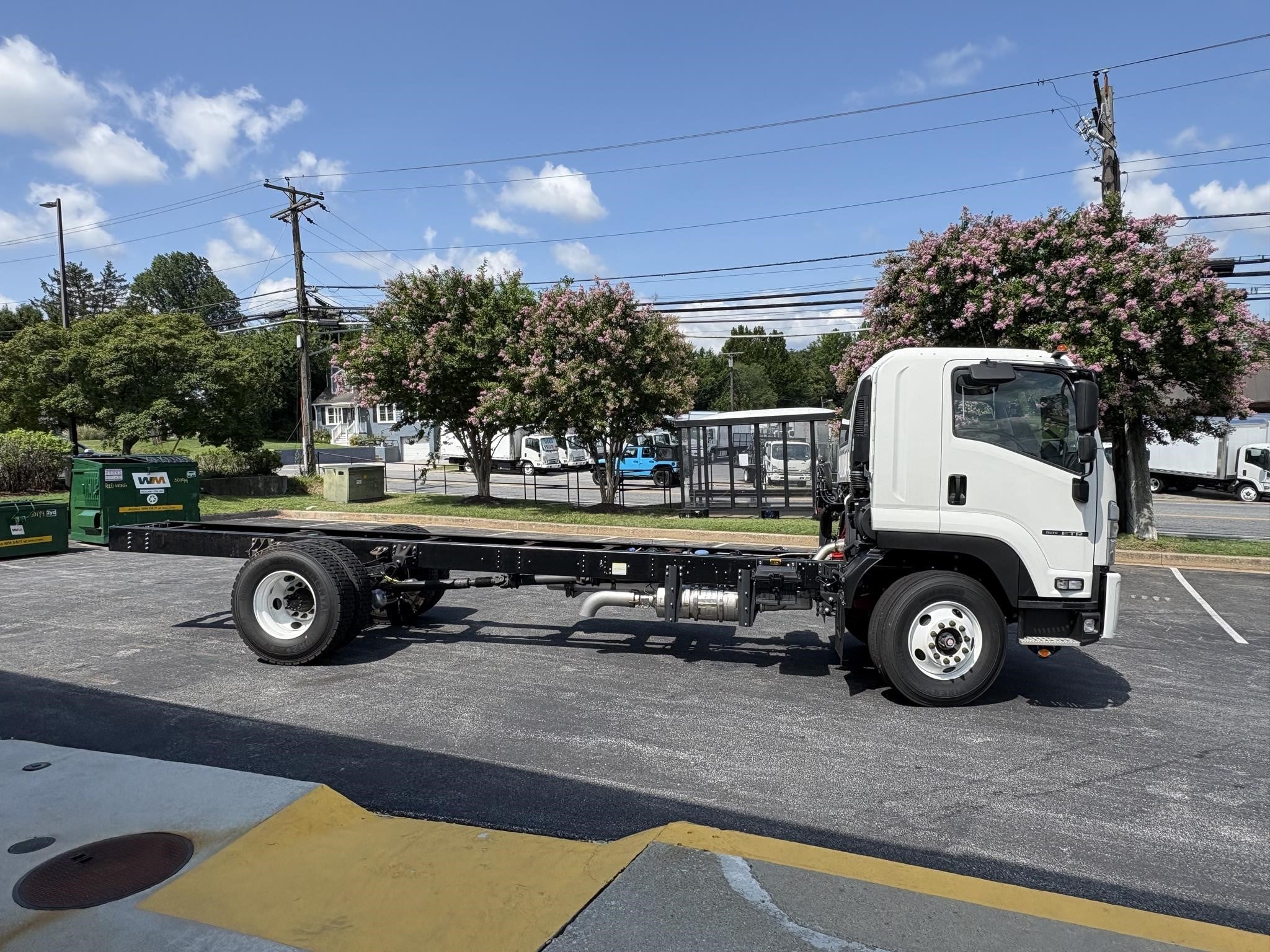 2025 Isuzu FTR