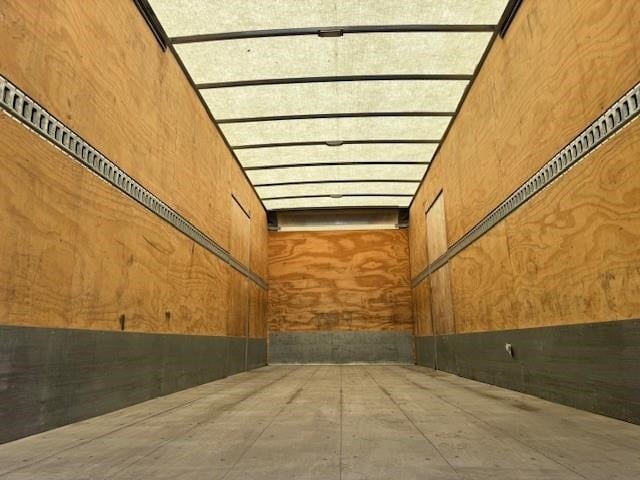 2019 Freightliner Business Class M2 106