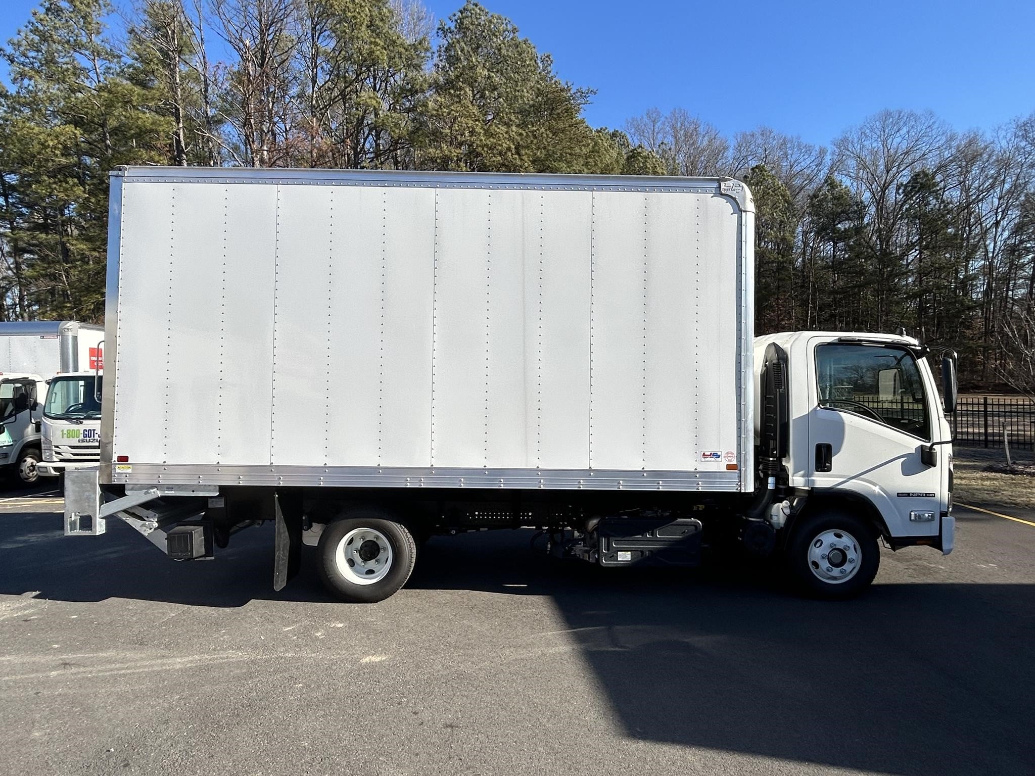 2025 Isuzu NPR HD