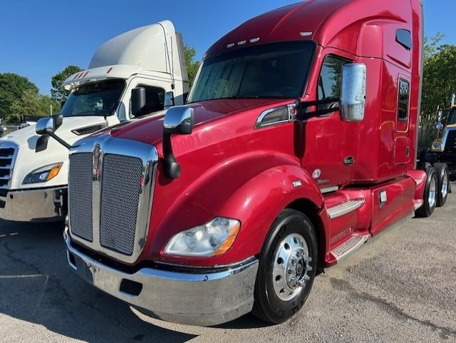 Photo of 2020 Kenworth T680