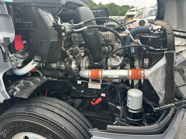2027 Freightliner Cascadia 126