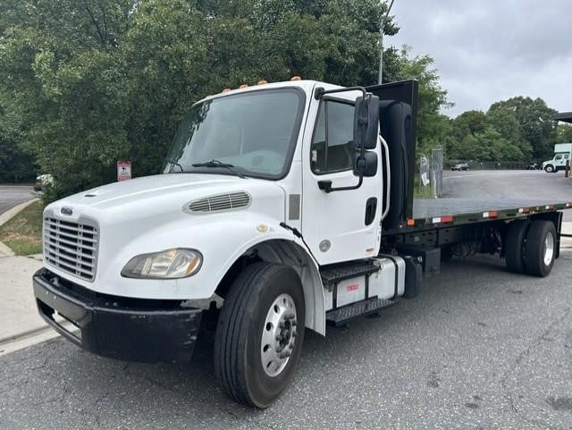 Photo of a 2019 Freightliner BUSINESS CLASS M2 106