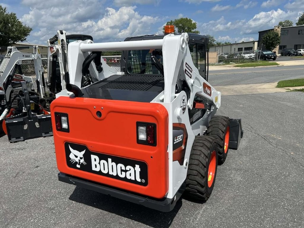 2025 Bobcat S590