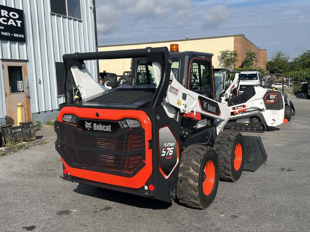 2024 Bobcat S76