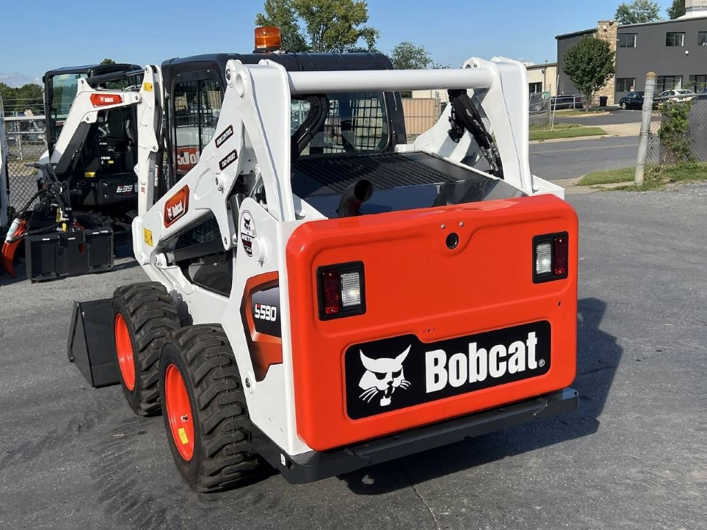 2025 Bobcat S590