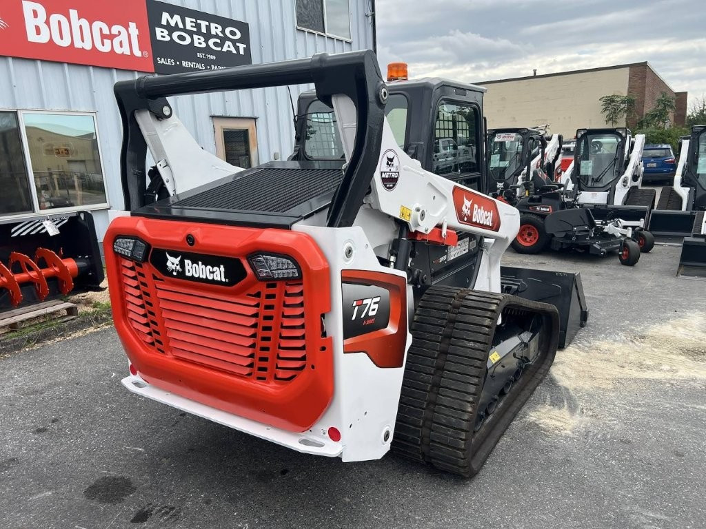 2025 Bobcat T76