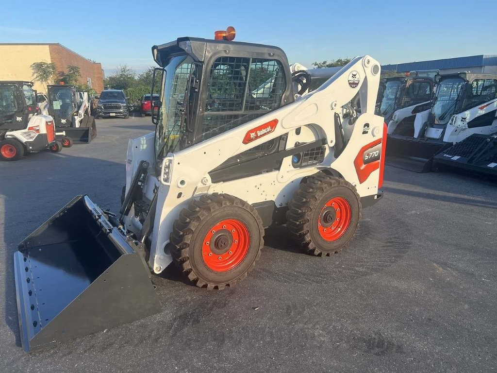 2025 Bobcat S770