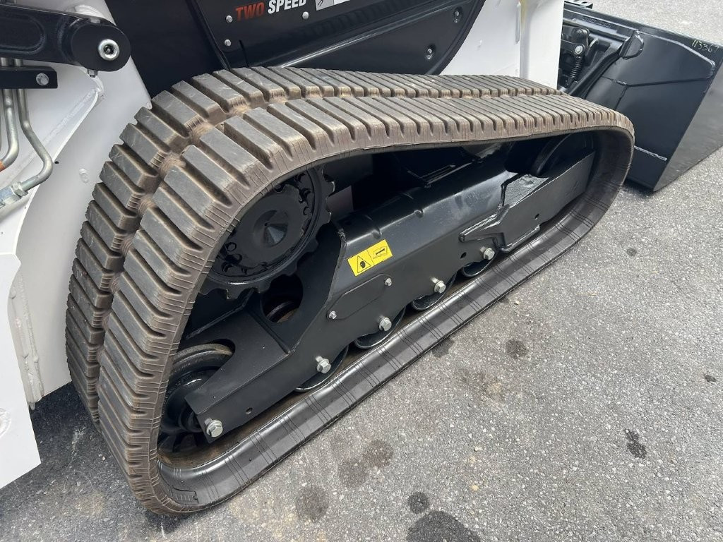 2025 Bobcat T64