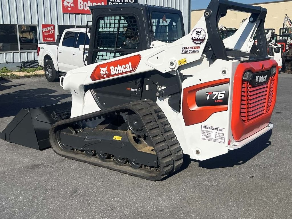 2023 Bobcat T76