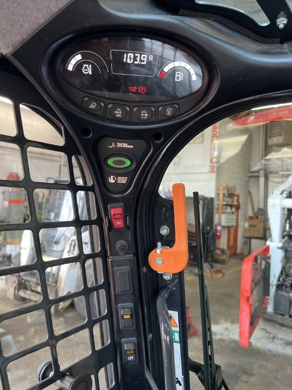 2025 Bobcat S590