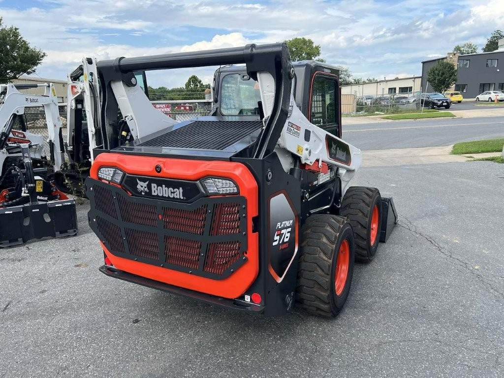 2024 Bobcat S76