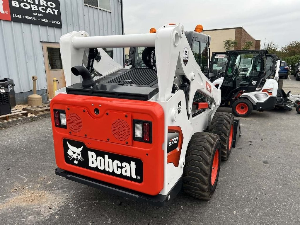 2025 Bobcat S770