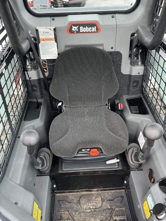 2025 Bobcat T64