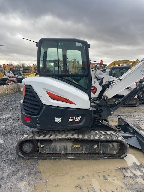 Photo of a 2023 Bobcat E42 (Long Arm)