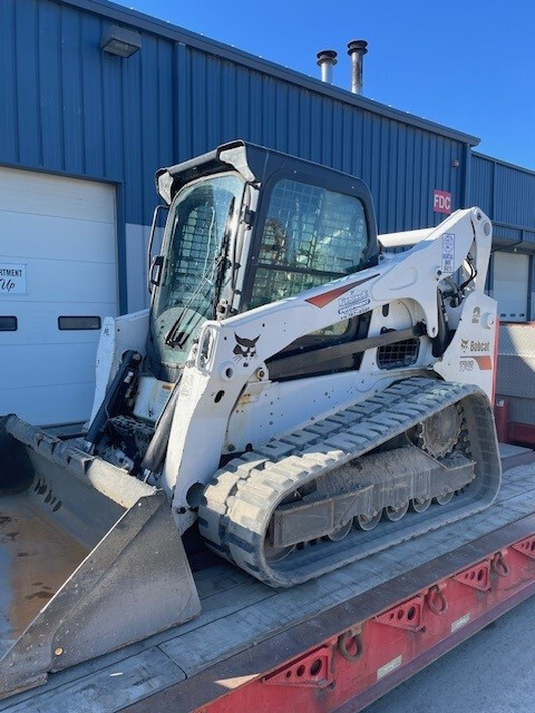 Photo of a 2022 Bobcat T740
