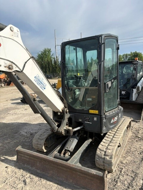 Photo of a 2023 Bobcat E35 (25hp, Long-Arm)